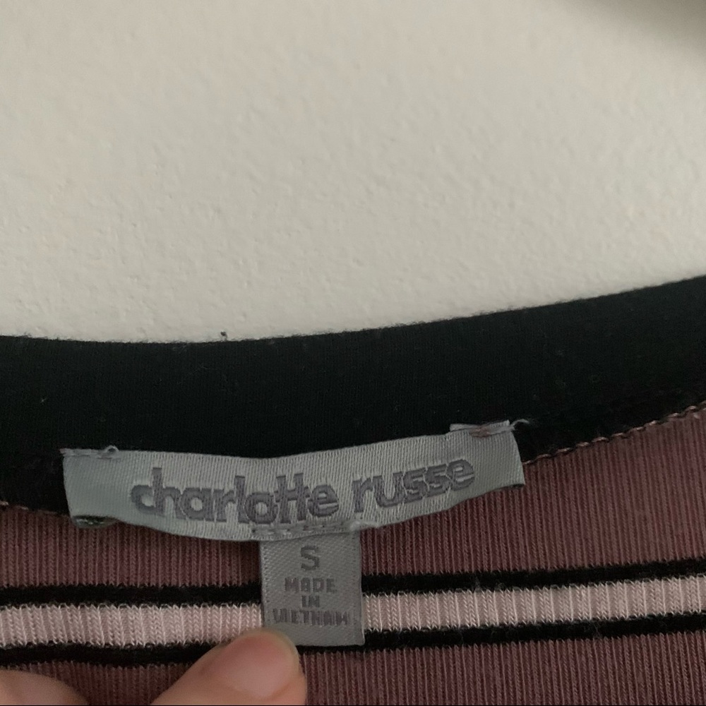 Cropped Ribbed T-shirt - Picture 2 of 3
